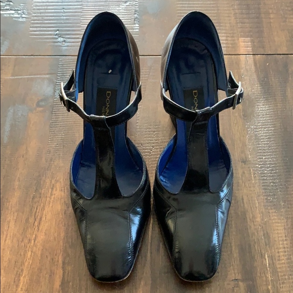 DONNA KARAN T-strap Leather Heels